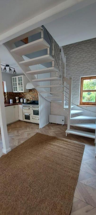 Przystanek Jeziorna 49 Villa Perlino Buitenkant foto