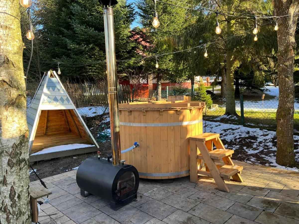 Przystanek Jeziorna 49 Villa Perlino Buitenkant foto