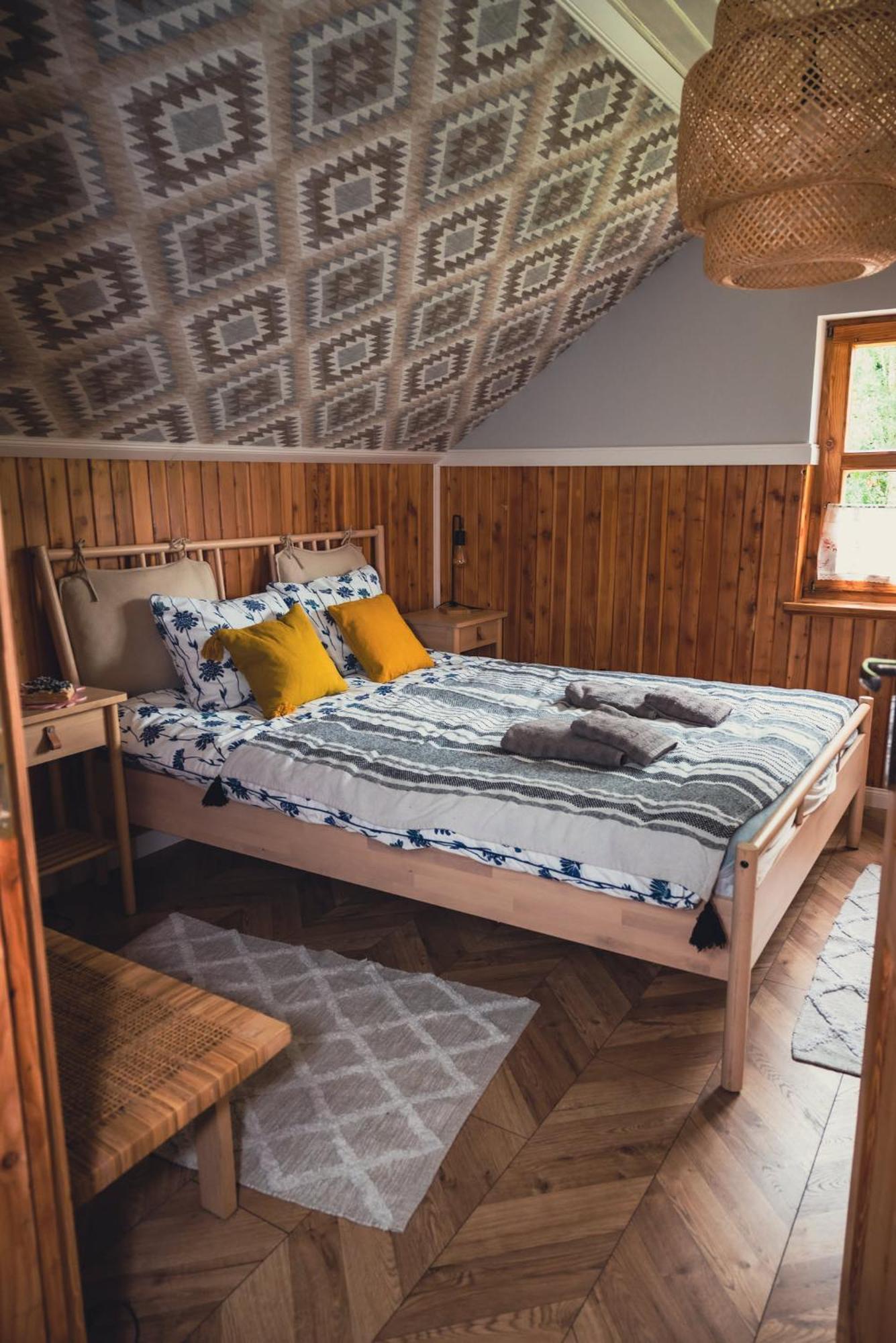 Przystanek Jeziorna 49 Villa Perlino Buitenkant foto